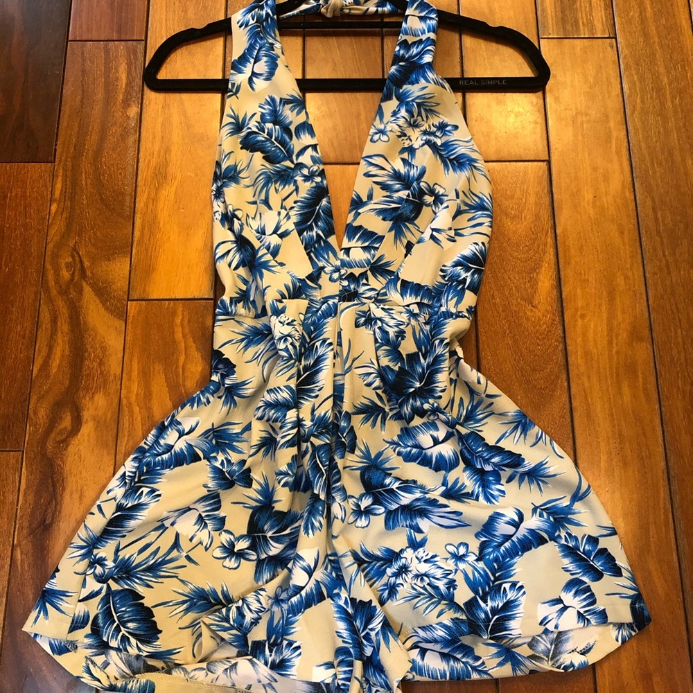 Floral backless romper
